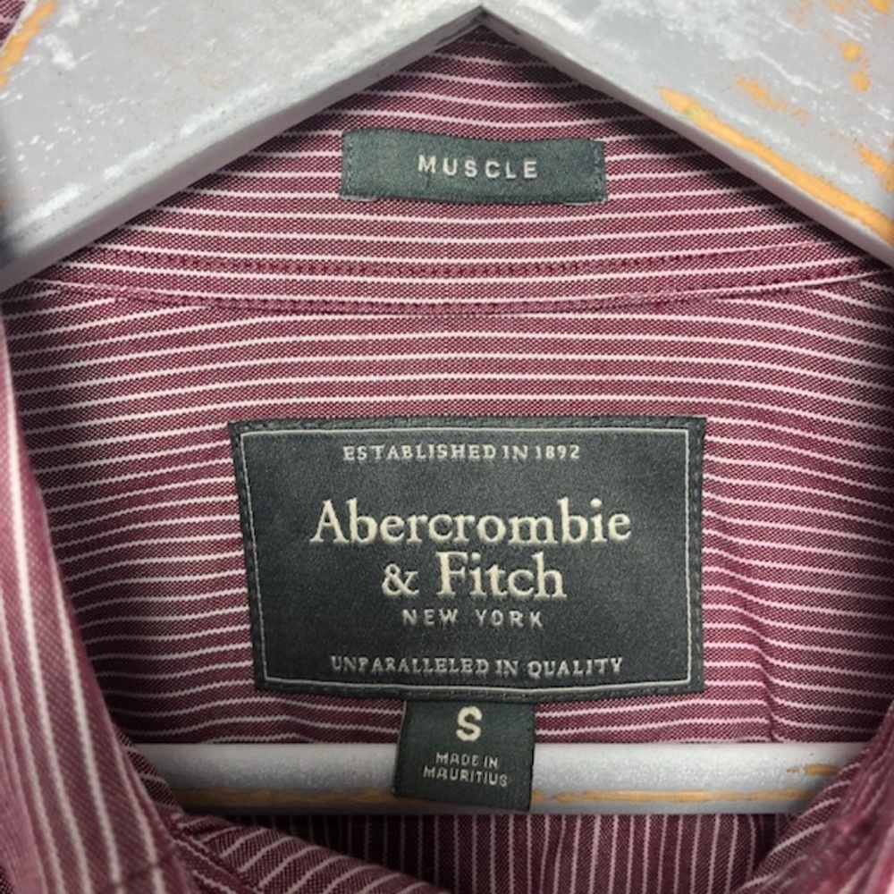 Abercrombie Mens Muscle Small Button Down Burgundy - Picture 4 of 8